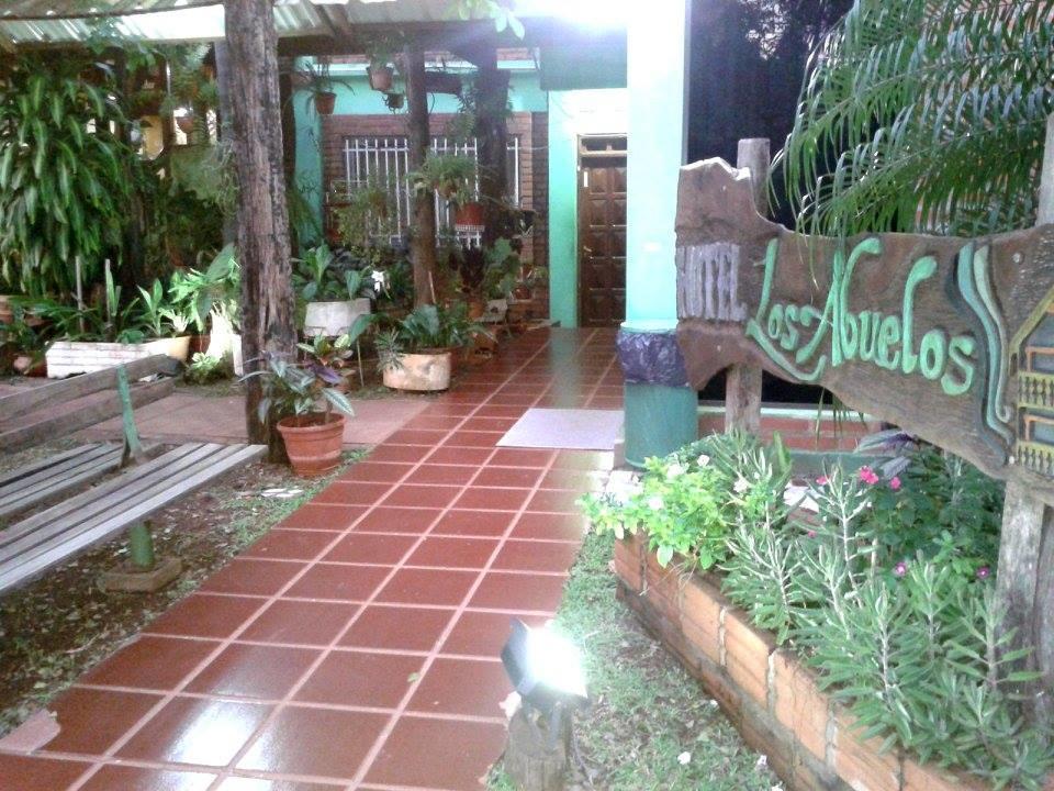 Hotel Los Abuelos Ел Собербио Екстериор снимка