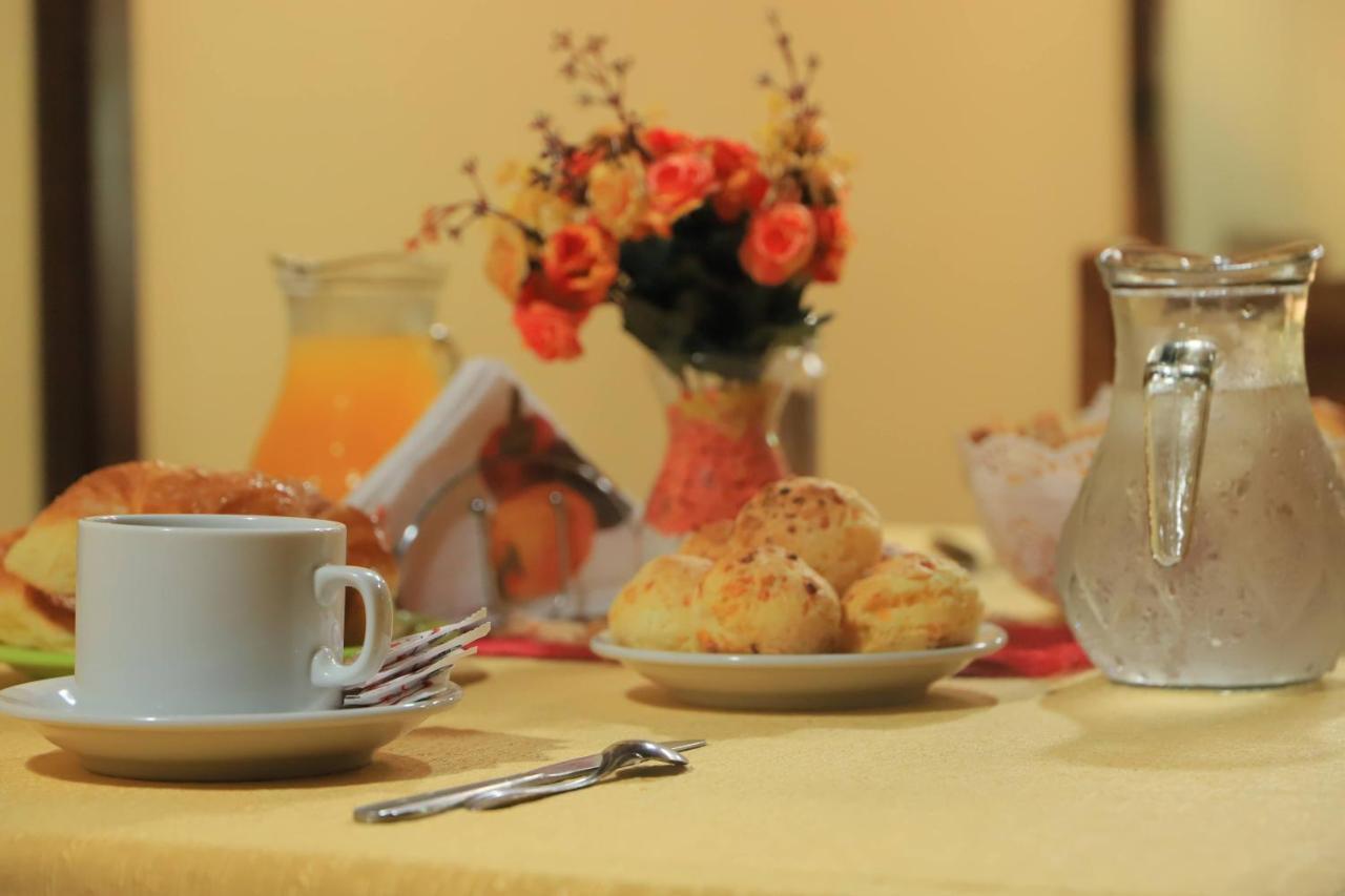 Hotel Los Abuelos Ел Собербио Екстериор снимка